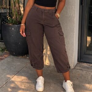 St. Johns Bay Cropped Cargo Pants Chocolate Brown Size 12 Cotton